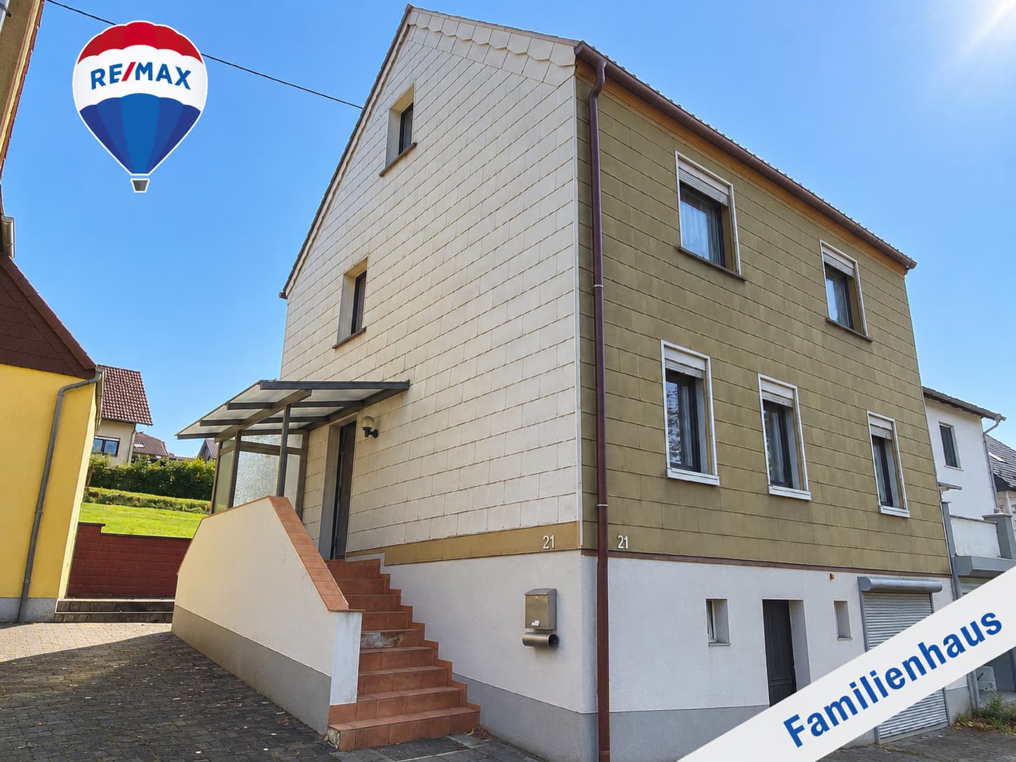 MIT SCHWUNG INS
EIGENHEIM...
Einfamilienhaus in ALSWEILER