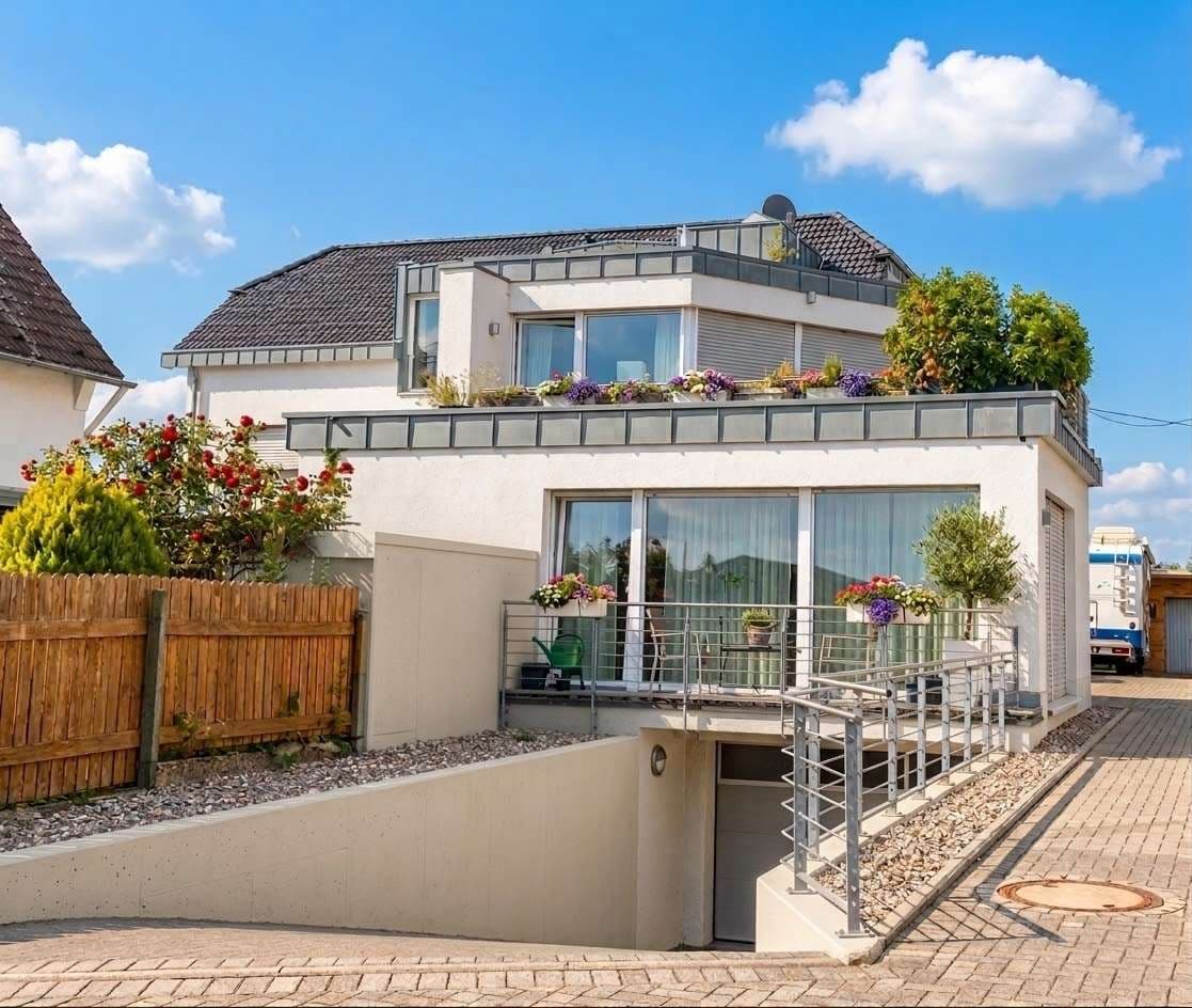 0% Käuferprovision: Barrierefreie EG-Wohnung m. Garten, Terrasse und TG in Niederkassel-Lülsdorf