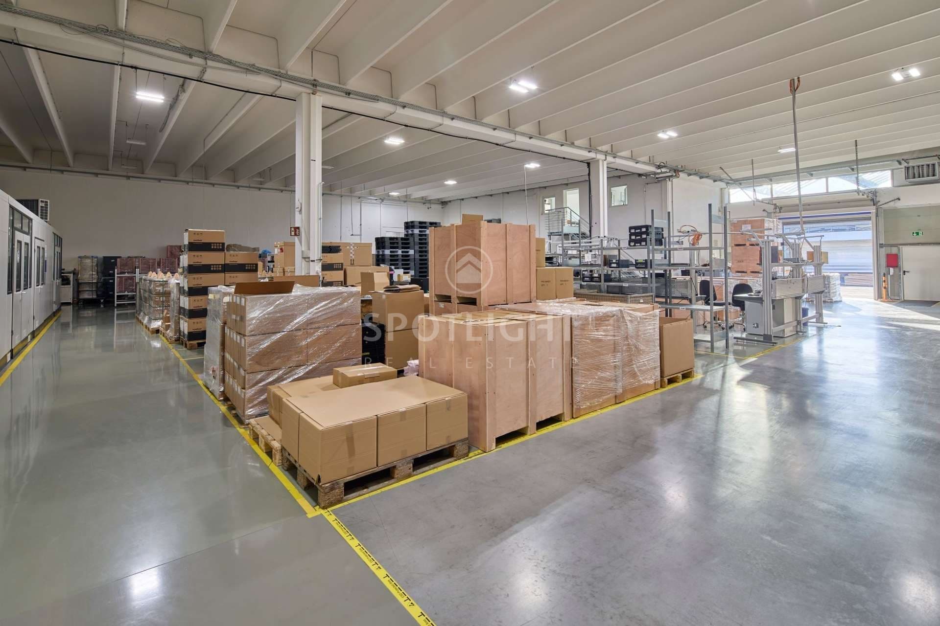 Halle für Lager, Logistik, Produktion in Garching-Hochbrück (+ Büro opt.)