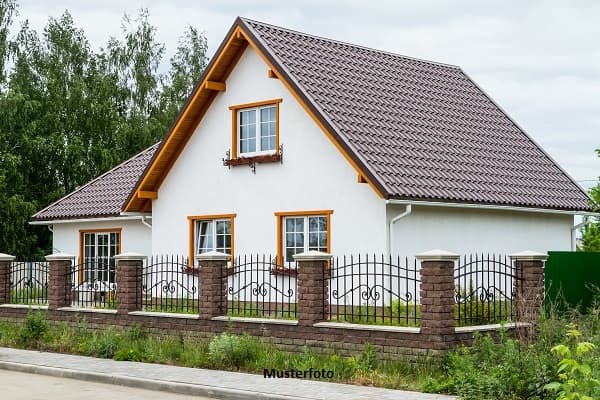 Provisionsfrei: Zwei zusammenhängende Einfamilienhäuser mit vielseitigen Nutzungsmöglichkeiten