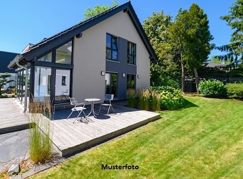 Modernes Einfamilienhaus mit gutem Ausstattungsstandard