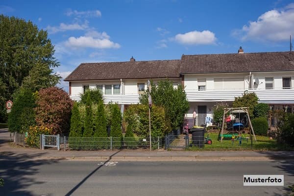 Reihenmittelhaus nebst Anbau + provisionsfrei +