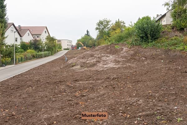 Unbebautes Grundstück