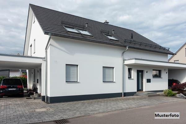 Heimkommen und Wohlfühlen - Einfamilienhaus mit Garten und Doppelgarage