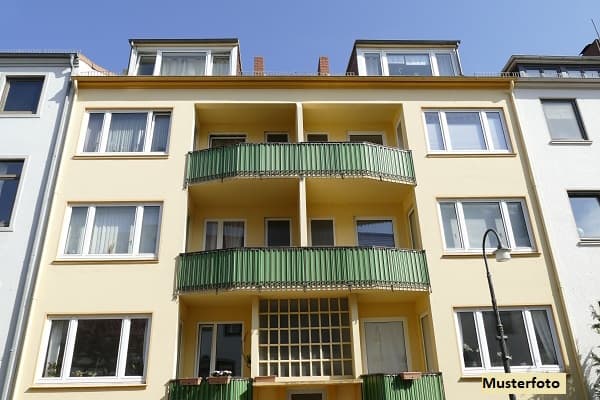 2-Zimmer-Wohnung nebst Balkon und Garage