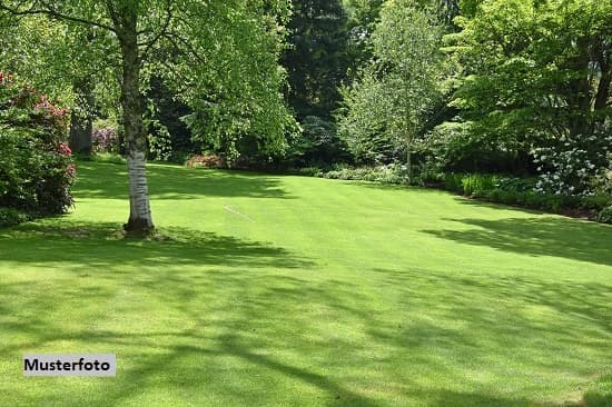 Unbebautes Grundstück/hausnahes Gartenland