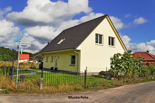 Kleines Einfamilienhaus + provisionsfrei +