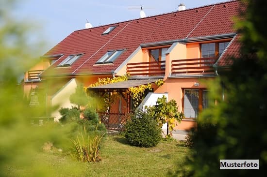 Historisches Reihenmittelhaus mit 196 m² Wohnfläche