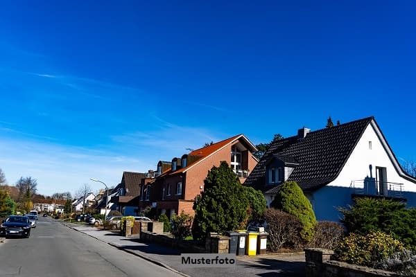 Freistehendes 2-Familienhaus + provisionsfrei +
