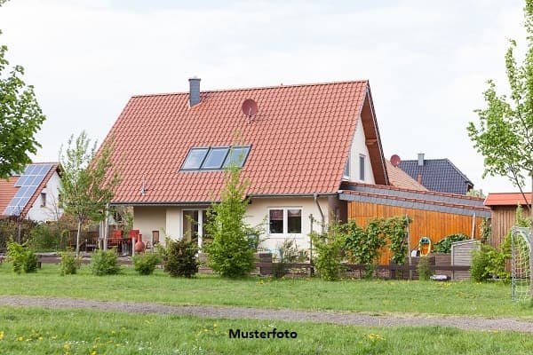 ½ Anteil - Einfamilienhaus