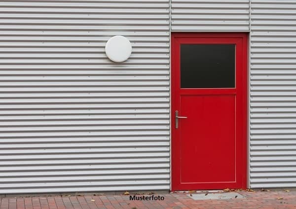 Betriebsgebäude/-halle, Bürocontainer, 14 Stellplätze