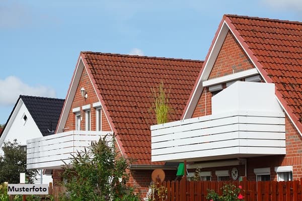 Einfamilienhaus mit Garage als Heimwerkerobjekt