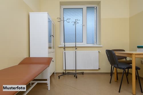 Gewerblich genutztes Gebäude nebst Betriebshalle als Kapitalanlage