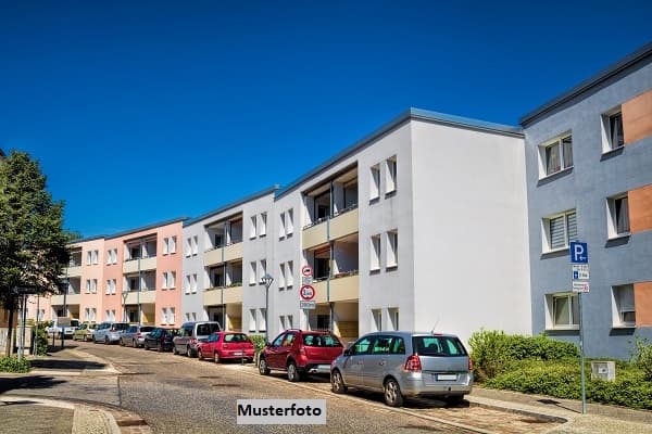 Dreifamilienhaus mit Ladenlokal