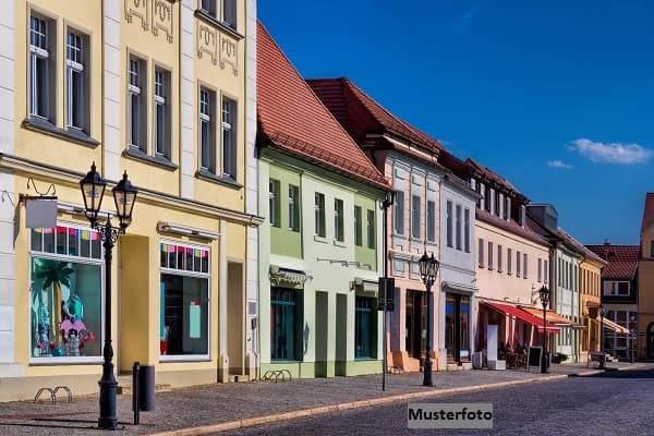 Wohn-/Geschäftshaus - Altbestand