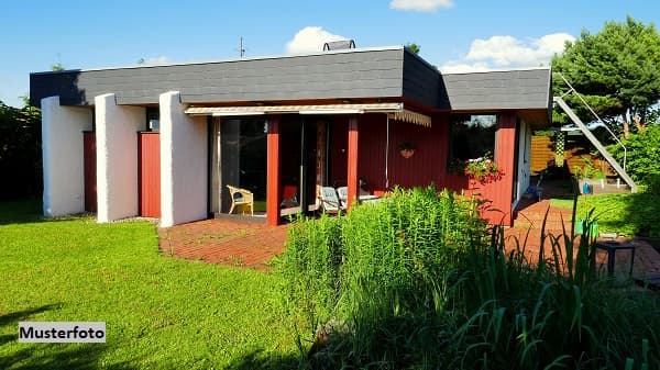 Bungalow mit Terrasse und Garage - provisionsfrei