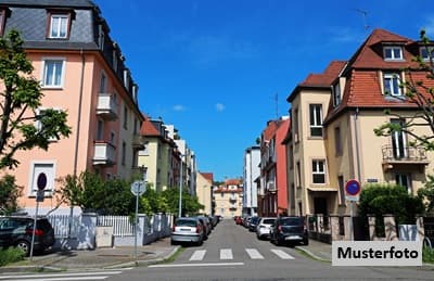Fünffamilienhaus + Kapitalanlage +