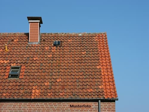 3 Grundstücke mit Abrissgebäuden
