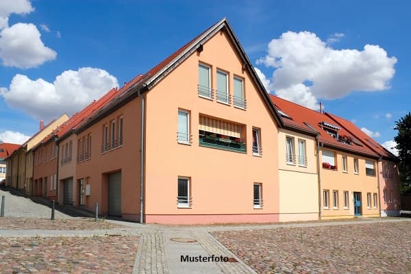 Dreifamilienhaus + provisionsfreie Kapitalanlage +