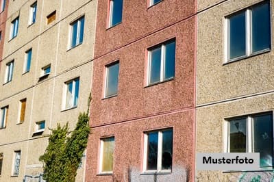 Wohn- und Geschäftshaus - Heimwerkerobjekt