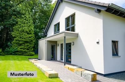 Einfamilienhaus mit Einliegerwohnung - geeignet zum Mehrgenerationenwohnen