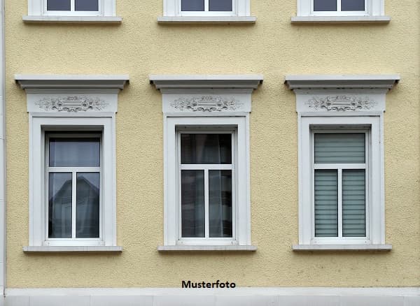 Mehrfamilienhaus mit 3 Wohnungen - Heimwerkerobjekt
