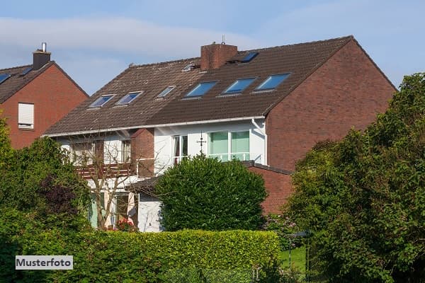 Mehrfamilienhaus mit Gewerbe + provisionsfrei +