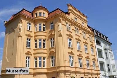 Mehrfamilienhaus mit Wohnungen und Appartements