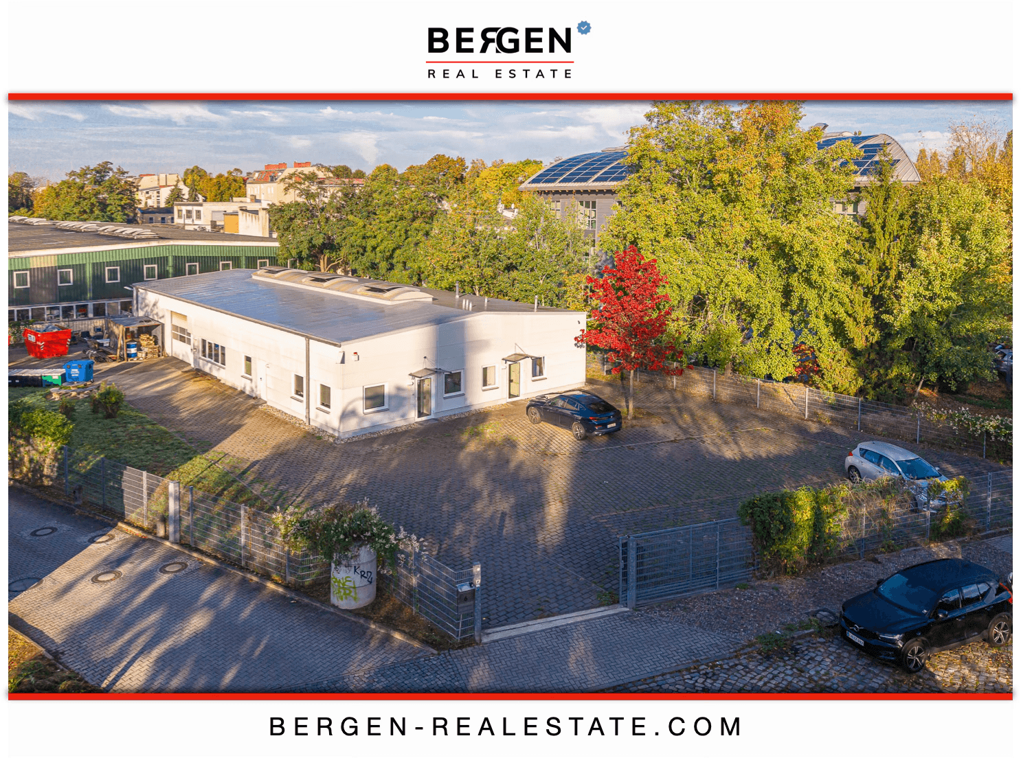 Gewerbeinvestment – Produktionshalle mit Büro und Parkplätzen