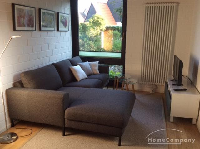 3 Zi.-Whg., möbliert, EG, mit Terrasse, PKW-Stellpatz, sehr schöne, ruhige Lage im Grünen.