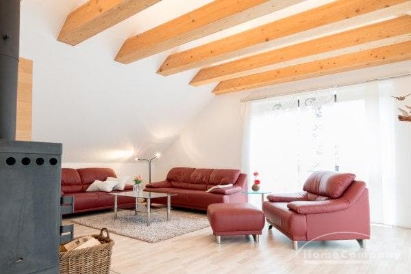 Hochwertig eingerichtete 3 Zi.Wohnung, komplett ausgestattet. Mit Balkon. In ruhiger Wohnlage.