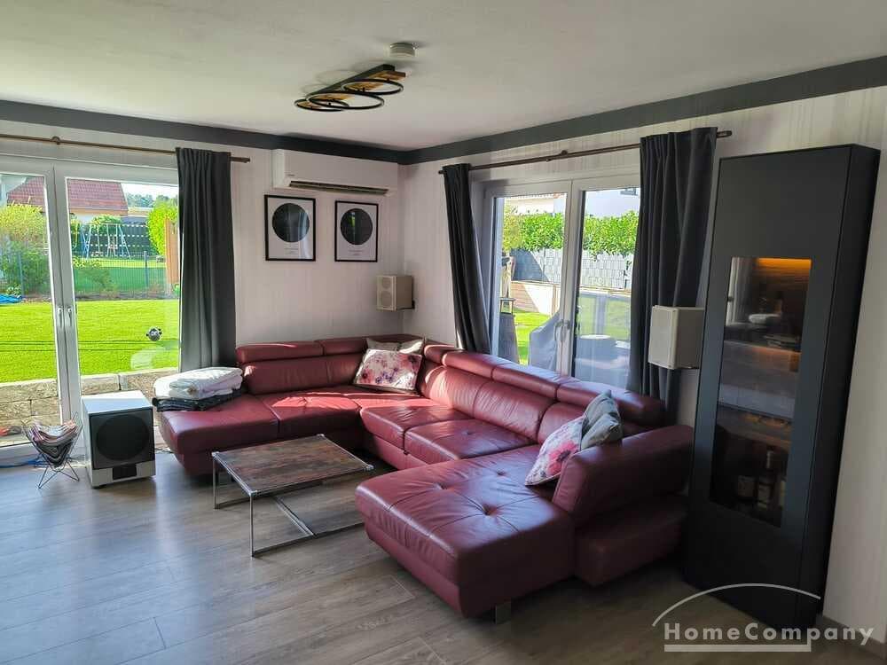 Sehr schönes, komfortables Haus mit Garten, ca. 800 qm Grundstück und Doppelcarport