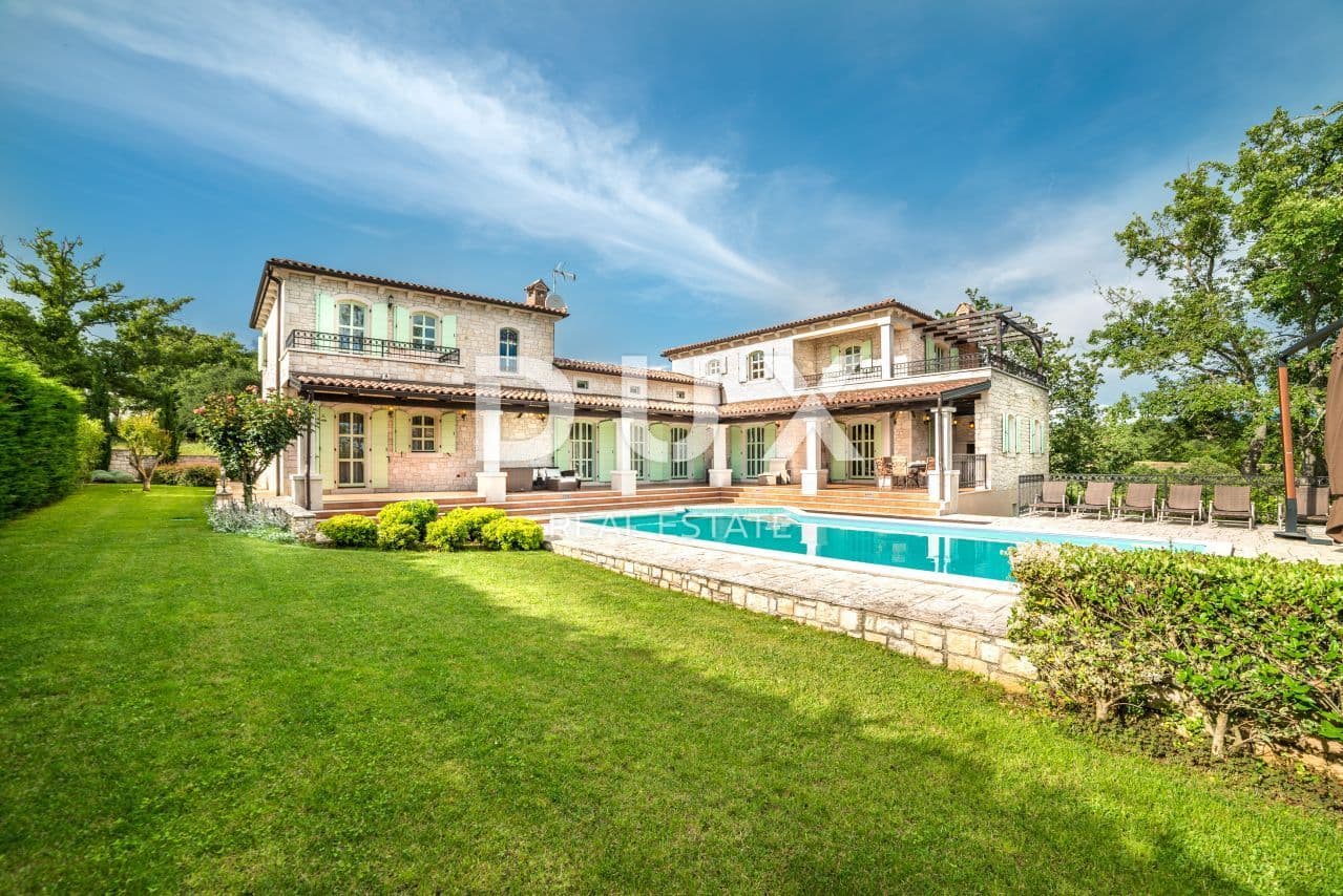 Istrien, Višnjan, Steinvilla, 585 m², Swimmingpool