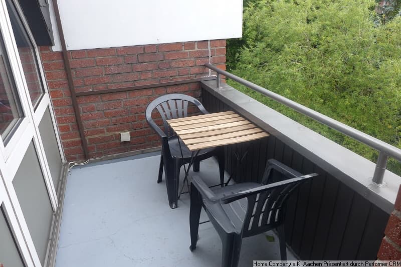 Klinikum/RWTH Campus: Gemütl. möbl. 2 Zi-Whng. m. Balkon und Stellpl.