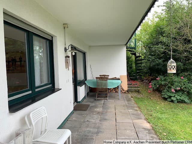 Walheim: Modern möblierte 2-Zi-WHG mit Terrasse