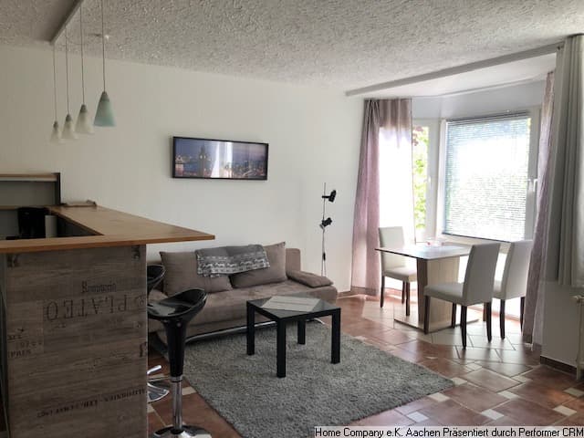 Aachen-Forst: Modernes 2-Zi-Apartm. mit PKW-Stellplatz, in verkehrsgünst. Lage