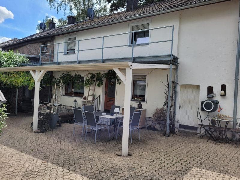 Wohnen & Geld verdienen – etablierte Pension mit Wohnhaus auf 690 m² Grundstück