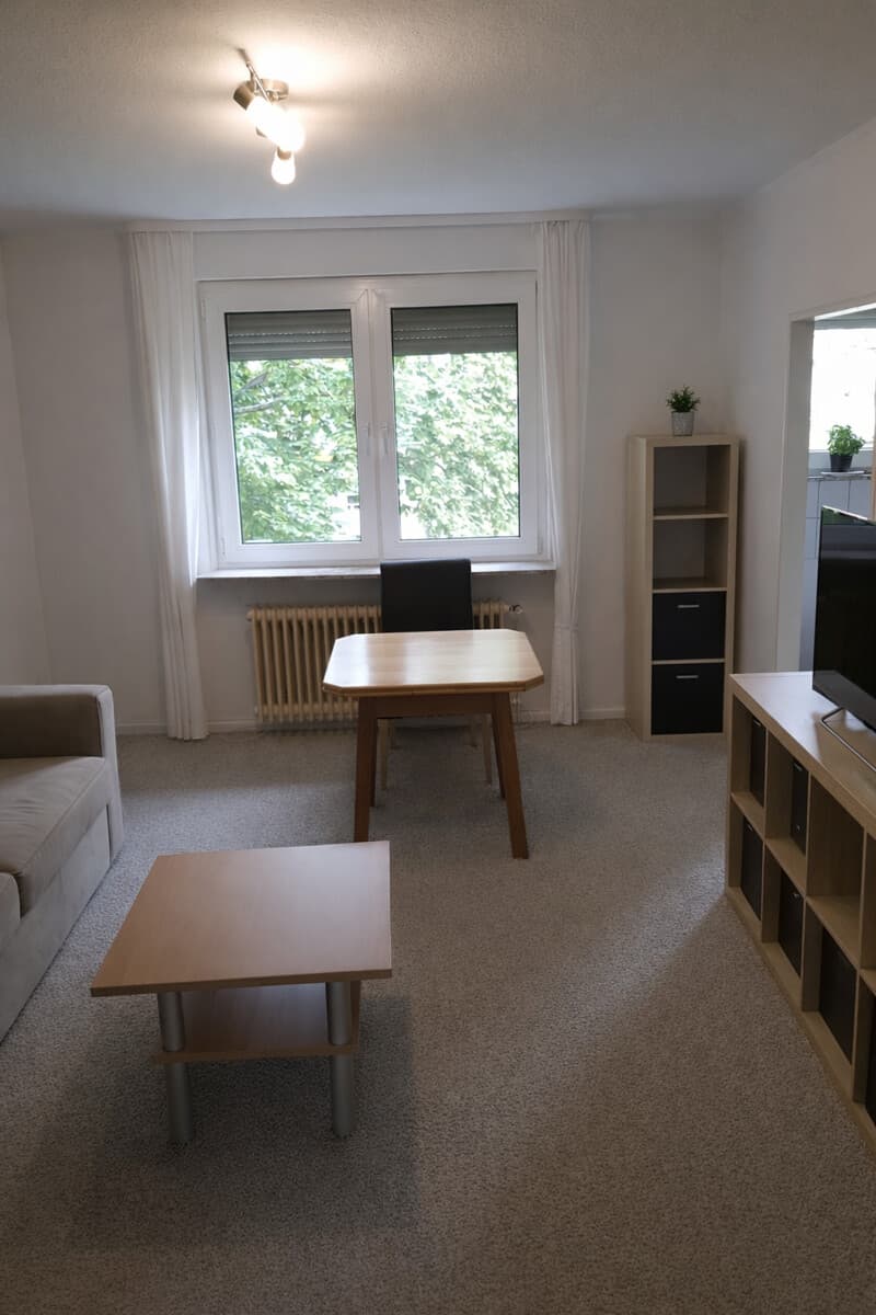 Attraktive Kapitalanlage in guter Lage Frankfurt – Modernisierte 2-Zimmer-Wohnung mit sicherer Mieteinnahme