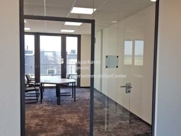 Stilvolle Büroetage mit Ausblick