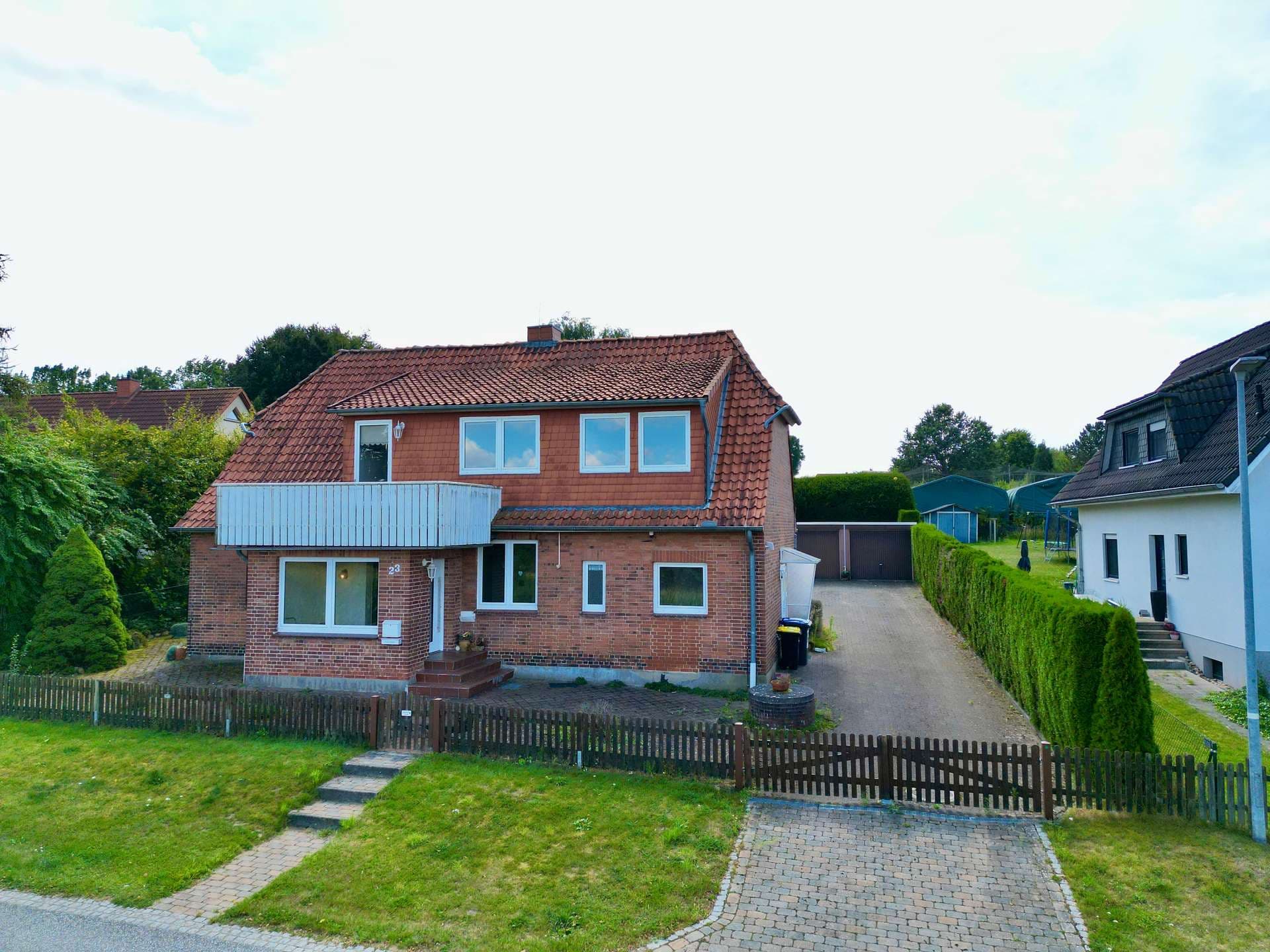 Sanierungsbedürftiges Einfamilienhaus in idyllischer Feldrandlage mit unverbaubarem Weitblick