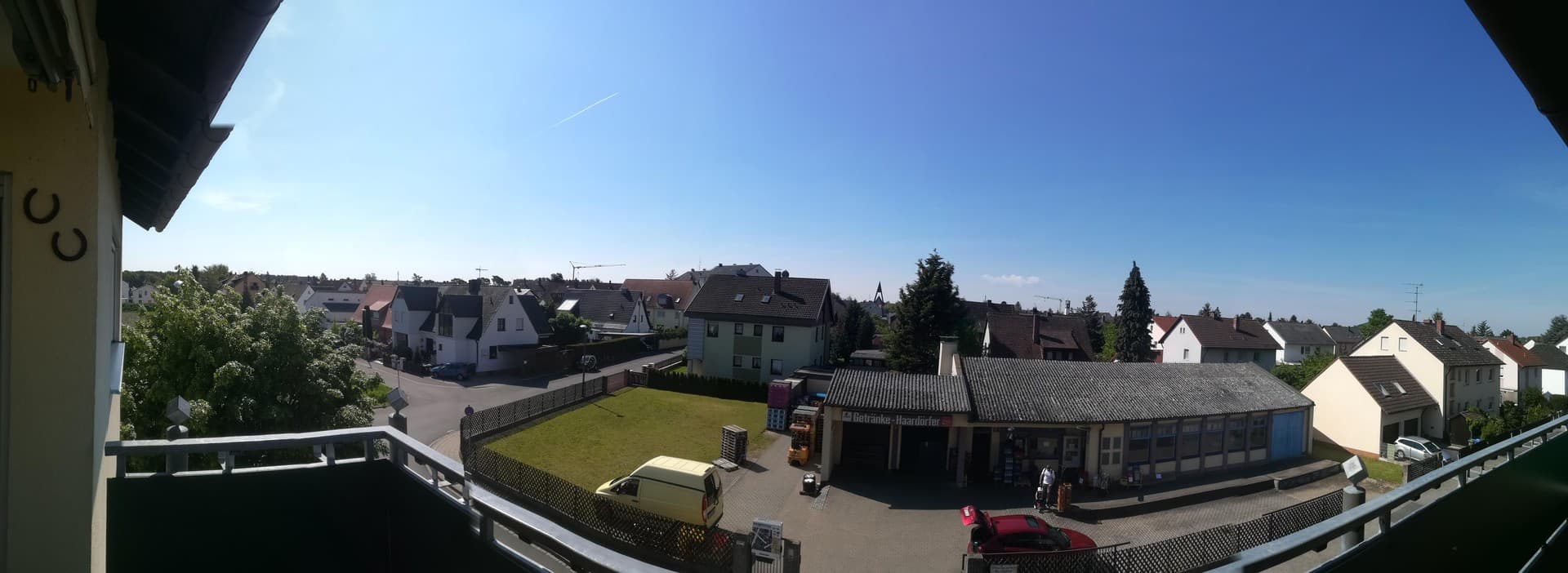 großzügige Wohnung mit 110 qm Fläche + 80 qm ausgebautem Souterrain