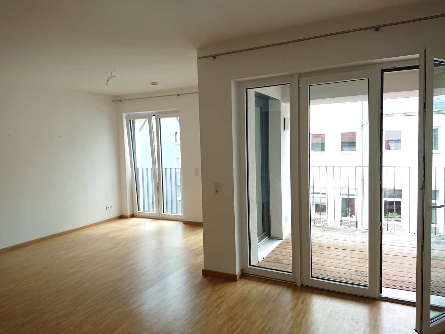 2-Zimmer-Neubauwohnung mit gehobenem Standard und 2 Balkonen