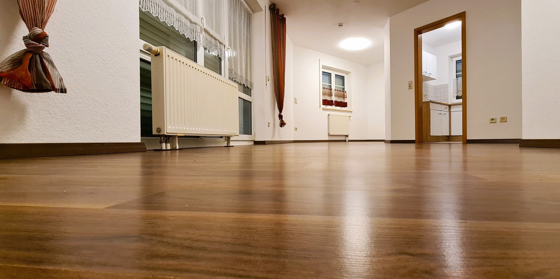 !!! Attraktive, helle Single Wohnung mit Balkon in guter Lage !!!