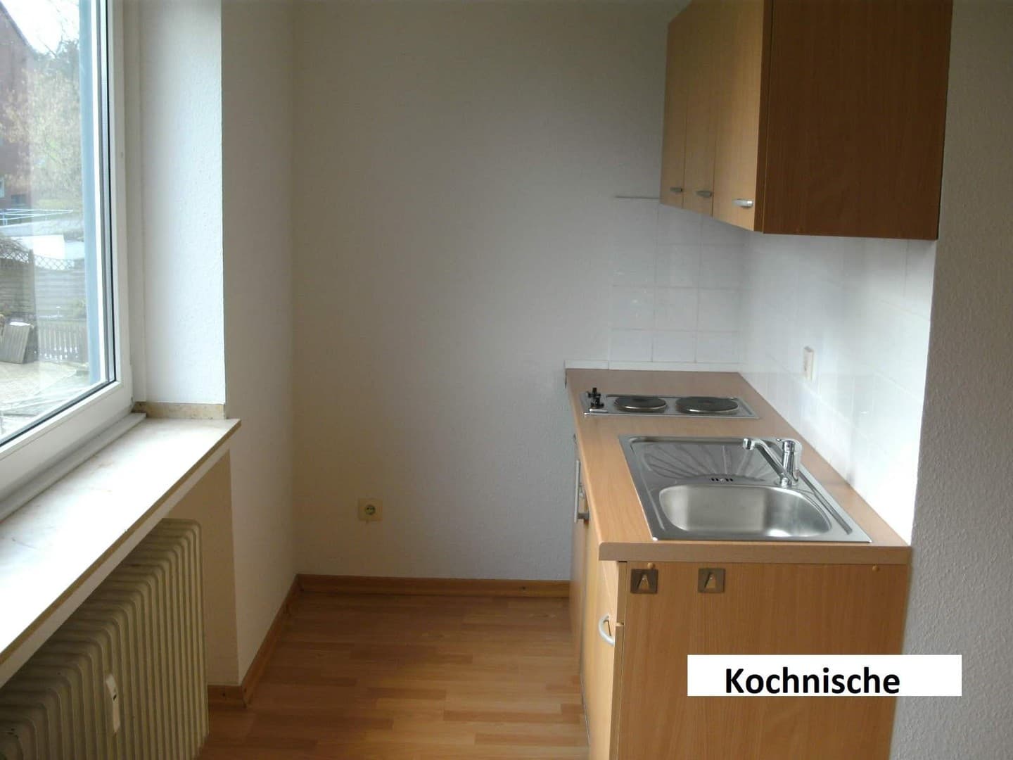 Appartement 24 qm, Herzogenrath-Straß, 1 Z mit Kochnische und Single Küche, Diele, Duschbad, Keller