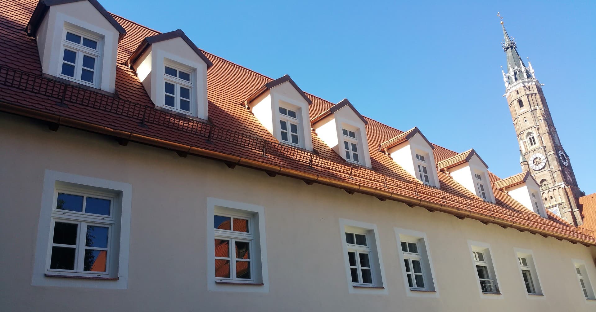 Stadtwohnung mit 3 Etagen am Hofgarten unter Burg Trausnitz