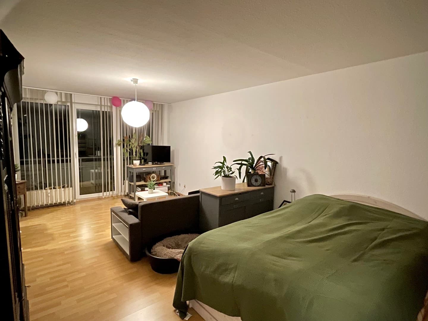 Moderne 1-Zimmerwohnung mit Einbauküche in ruhiger Wohnlage zu vermieten