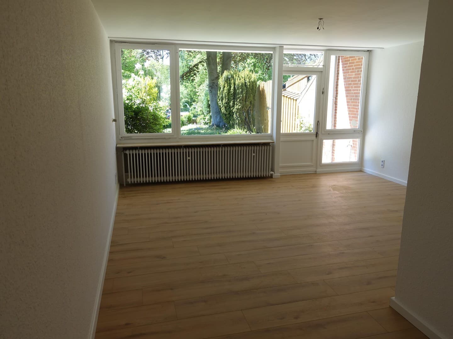 umfangreich saniertes Mittelreihenhaus in Geestemünde