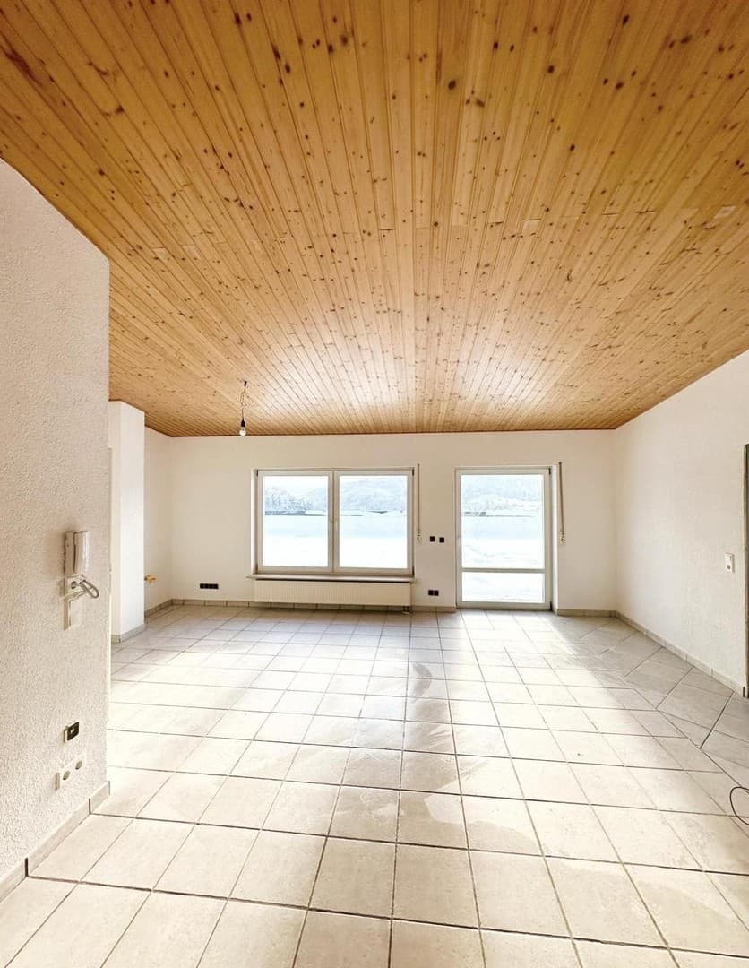 Wohnung mit großzügiger Sonnenterrasse und traumhaftem Lahntalblick in Biedenkopf