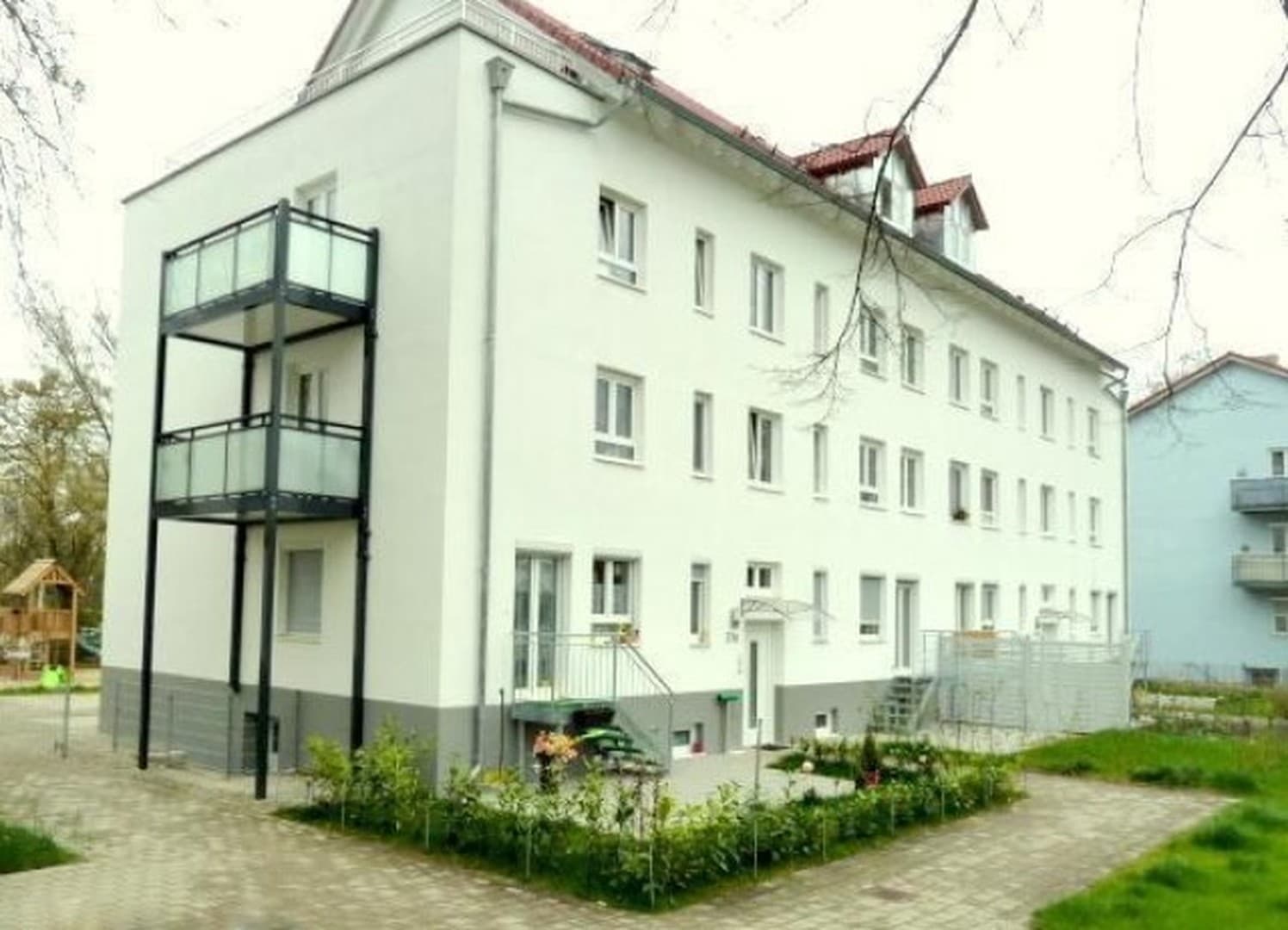 LA SCHÖNBRUNN: sehr schöne und helle 2 ZKB mit Wohnküche u. EBK