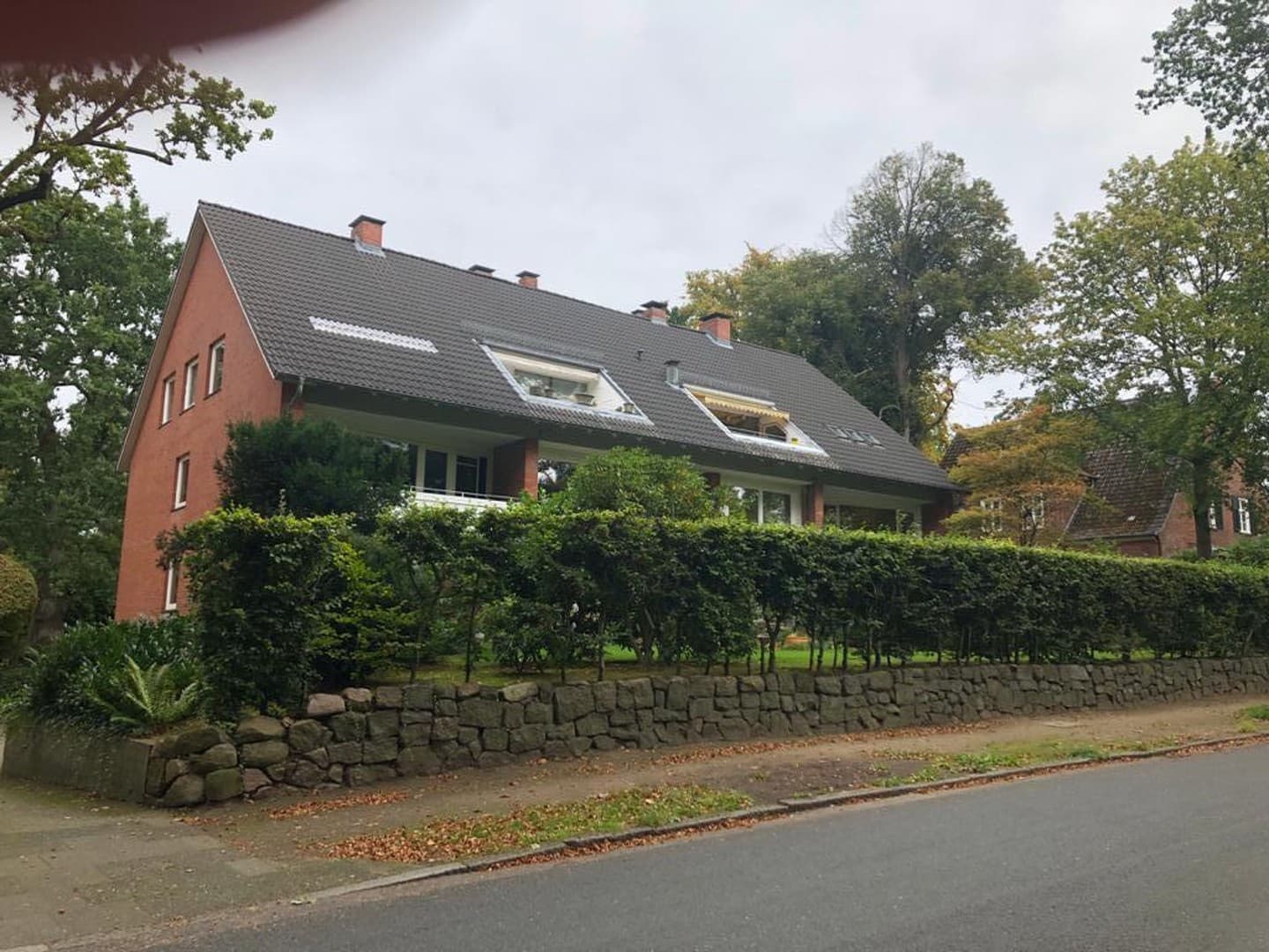 Moderne 2,5-Zimmer-Dachgeschosswohnung · 106 m² · hell, offen & ruhig mit Südbalkon Klein-Flottbek